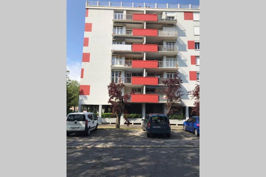 Bel Appartement Avec Vue Et Parking Prive Безье Экстерьер фото