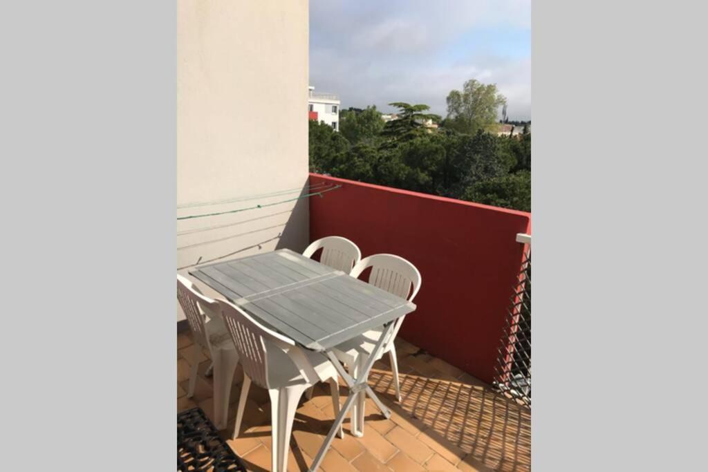 Bel Appartement Avec Vue Et Parking Prive Безье Экстерьер фото